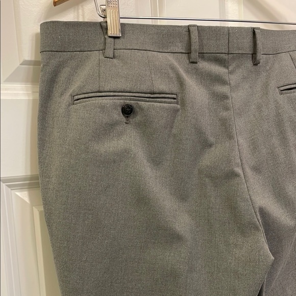 Michael Kors Gray Dress Pants Flat Front Comfy Fit Office Party Formal EUC - Picture 6 of 10